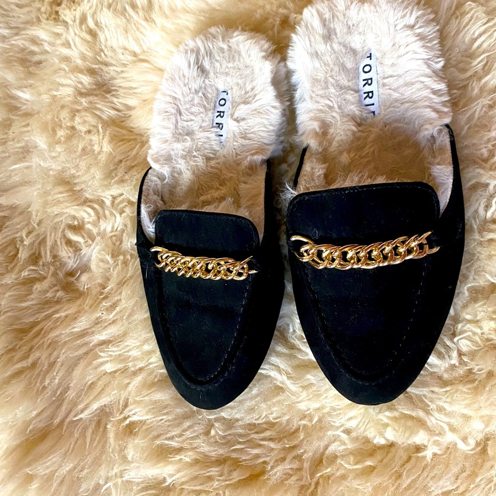 Torrid mules black with chain